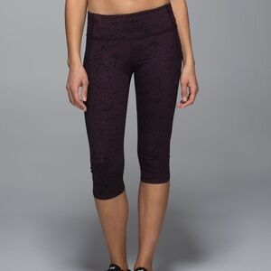 Lululemon Run: Top Speed Crop *Full-On Luxtreme Size 4